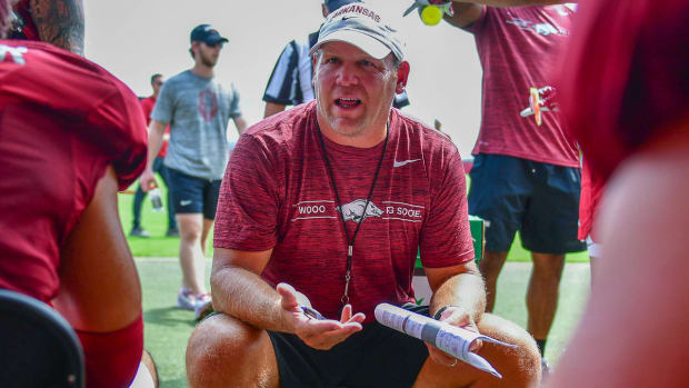 Hogs defensive coordinator Barry Odom